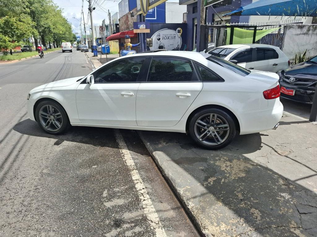 AUDI A4 Avant - Foto