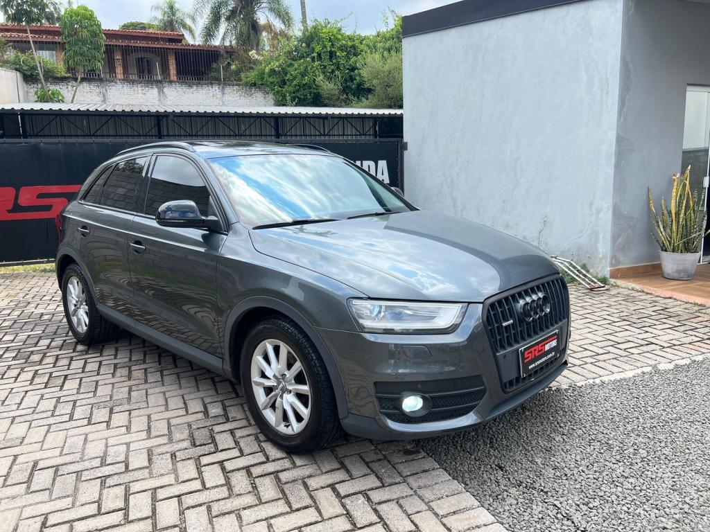 AUDI Q3 - Foto
