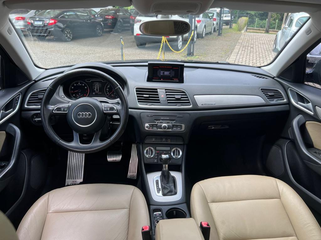 AUDI Q3 - Foto