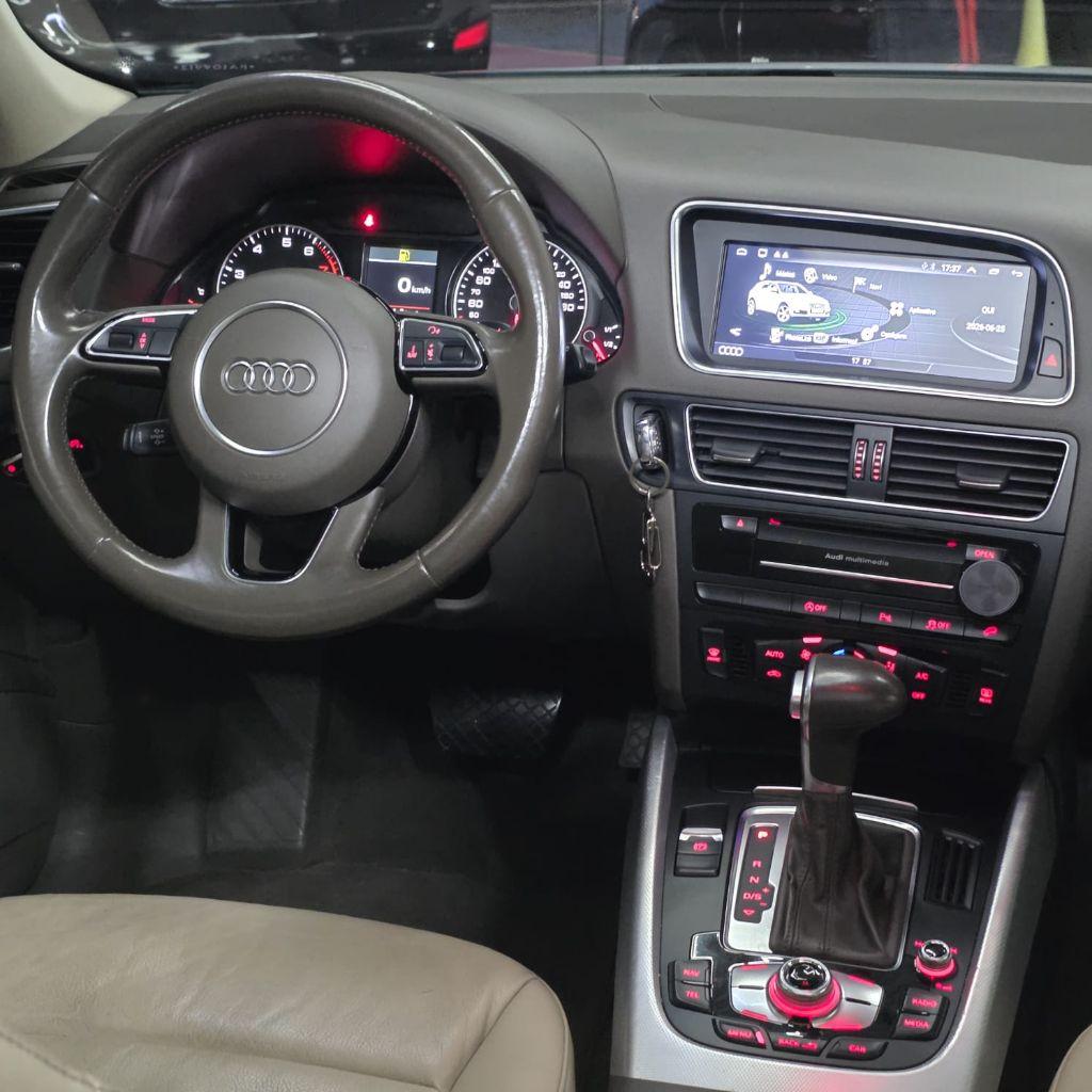 AUDI Q5 - Foto