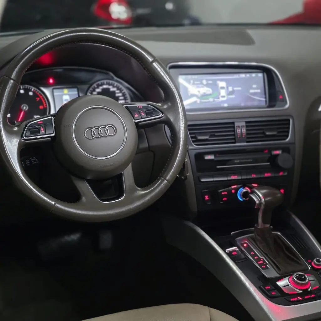 AUDI Q5 - Foto