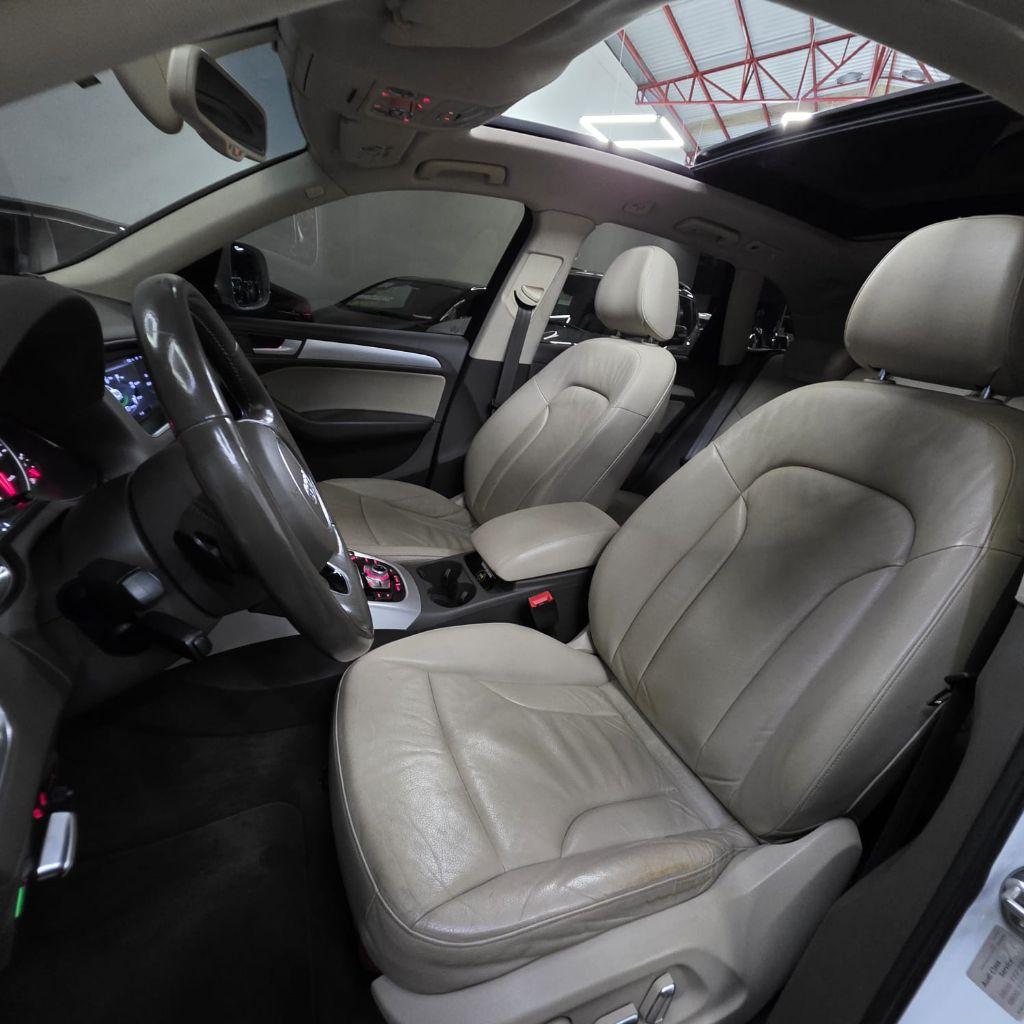 AUDI Q5 - Foto