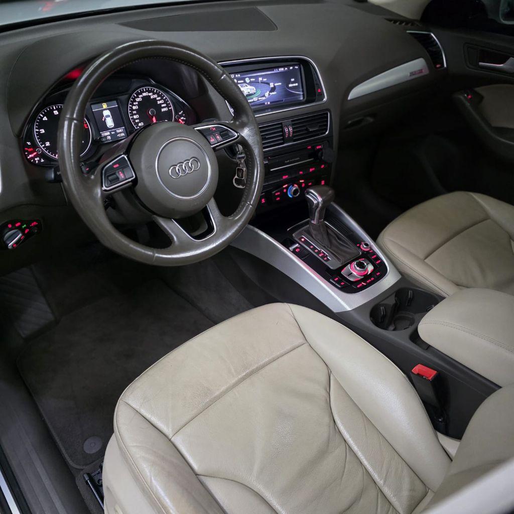 AUDI Q5 - Foto