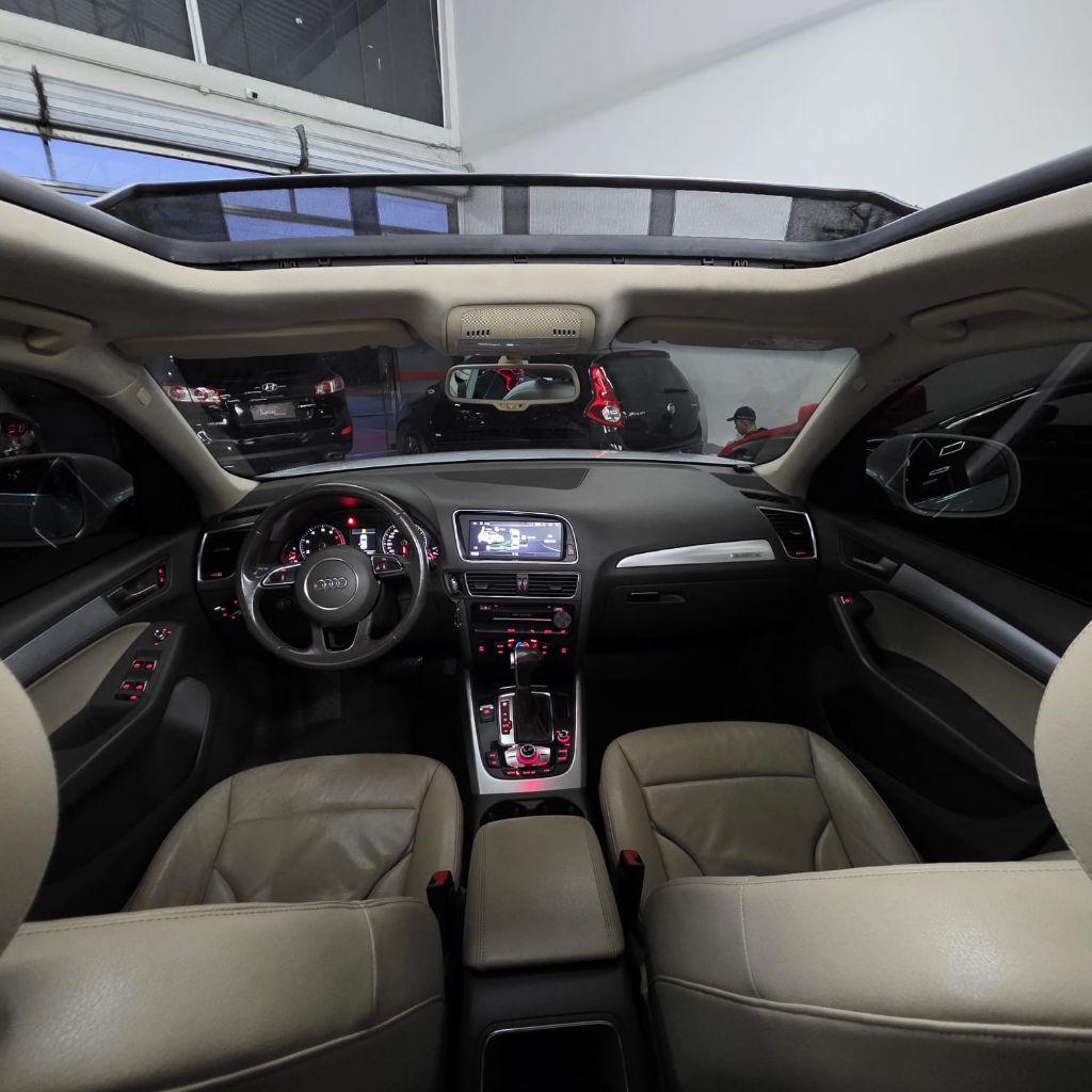 AUDI Q5 - Foto