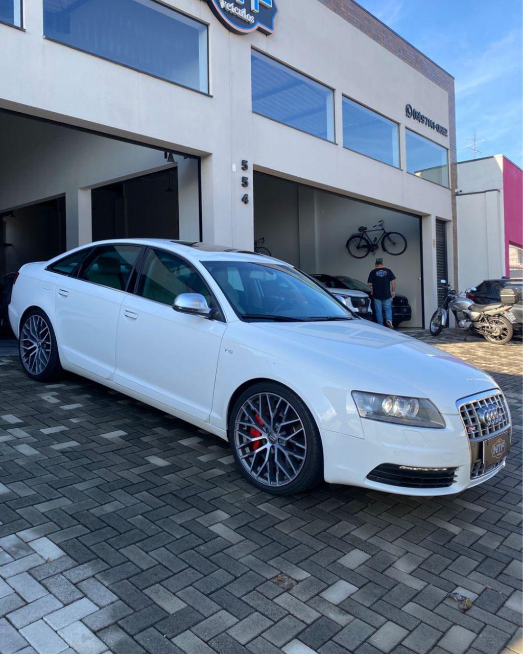 AUDI S6 - Foto