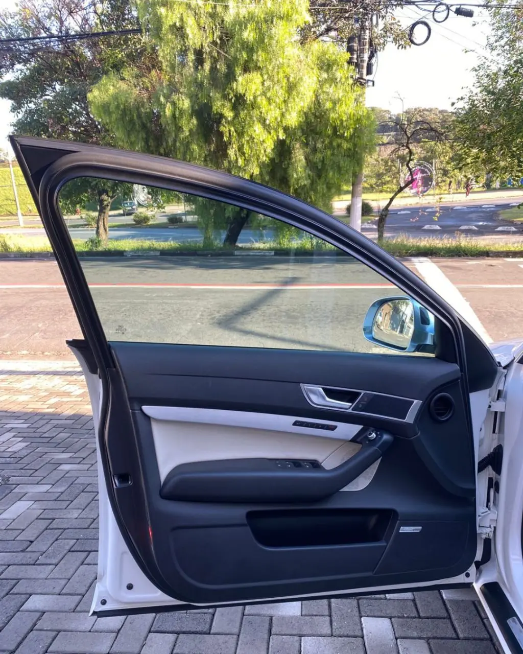 AUDI S6 - Foto