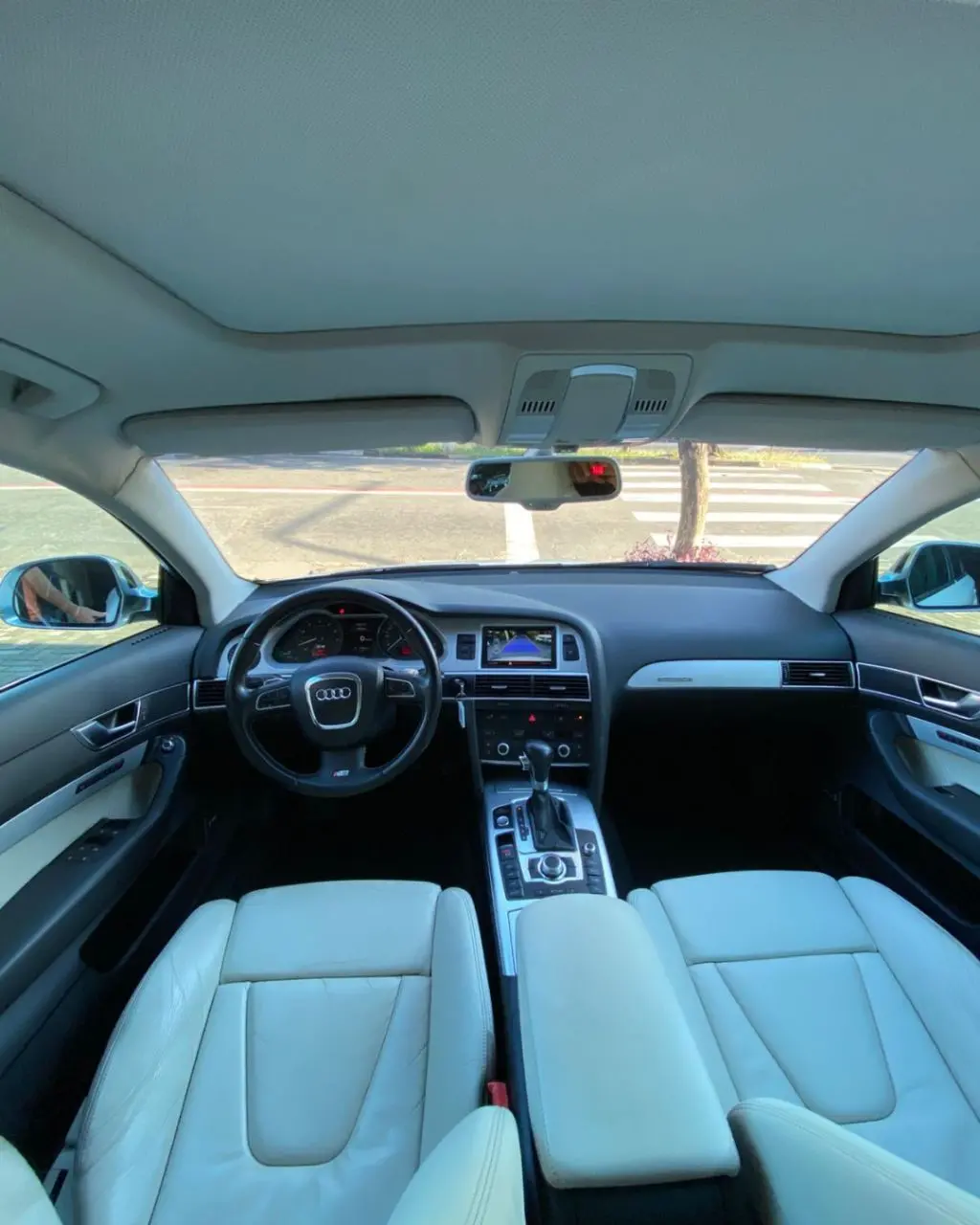 AUDI S6 - Foto