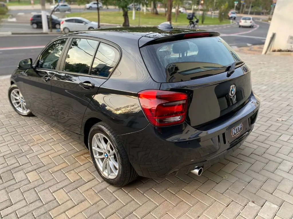 BMW 116i - Foto