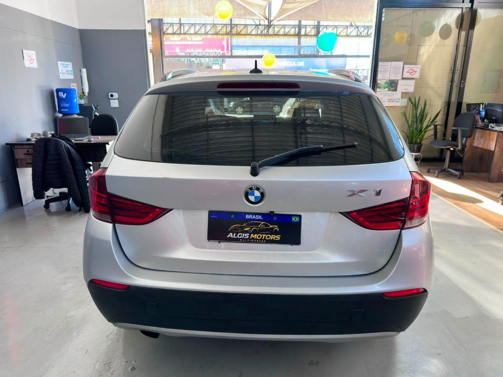 BMW X1 - Foto