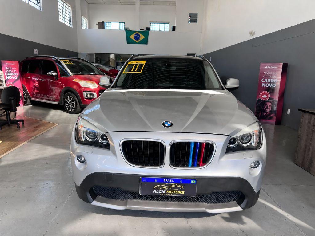 BMW X1 - Foto