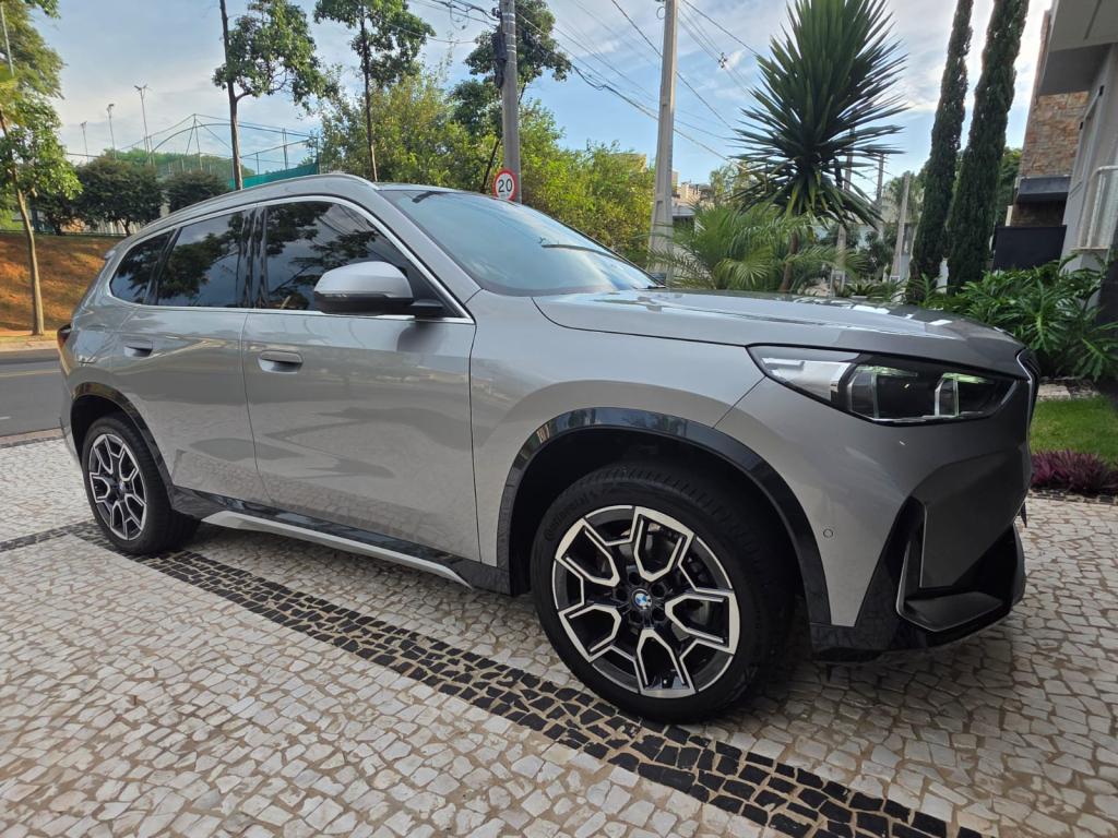 BMW X1 - Foto
