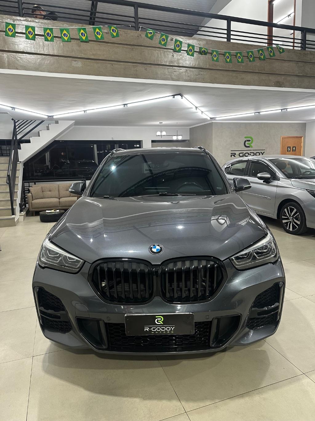 BMW X1 - Foto