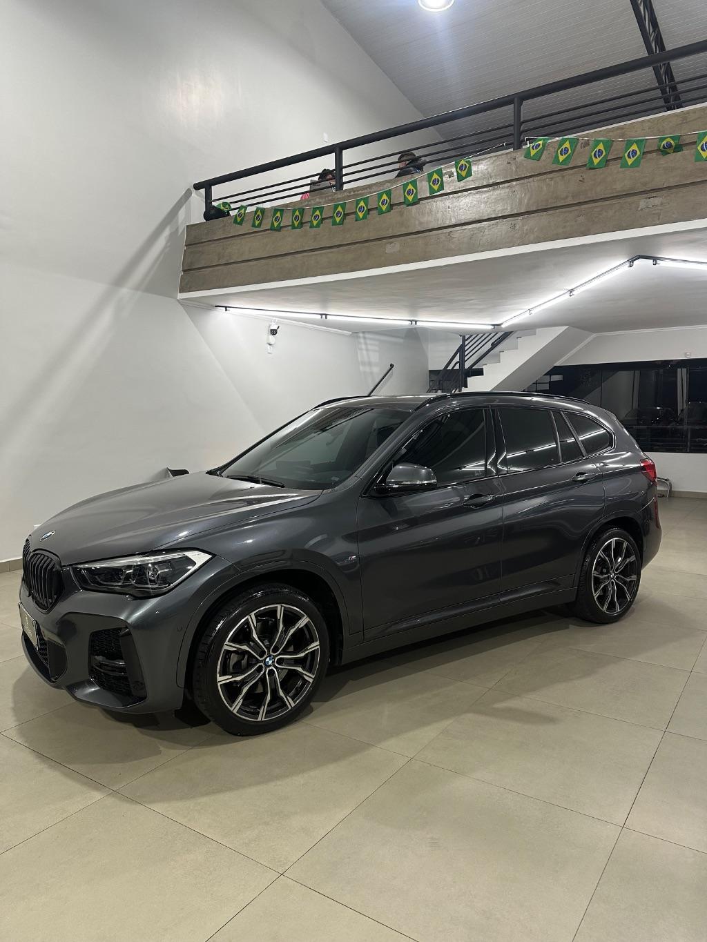 BMW X1 - Foto