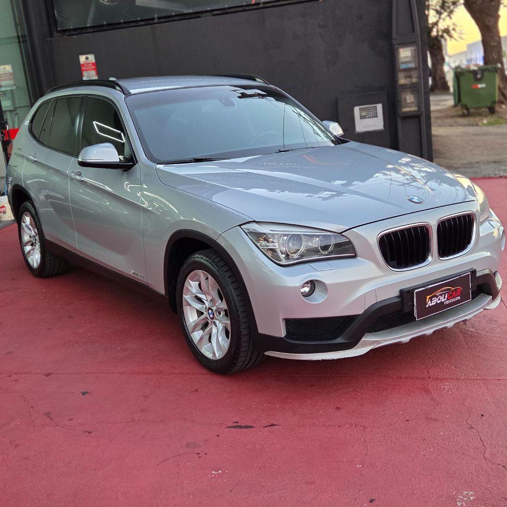 BMW X1 - Foto