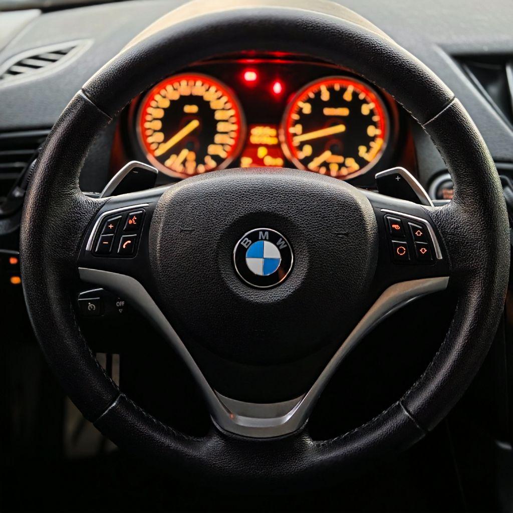 BMW X1 - Foto