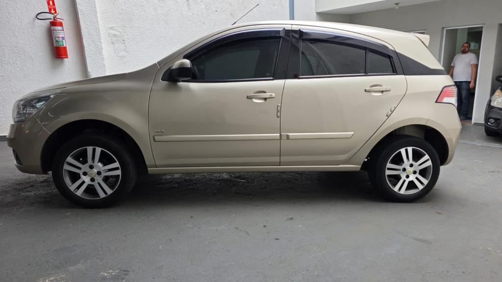 CHEVROLET Agile - Foto