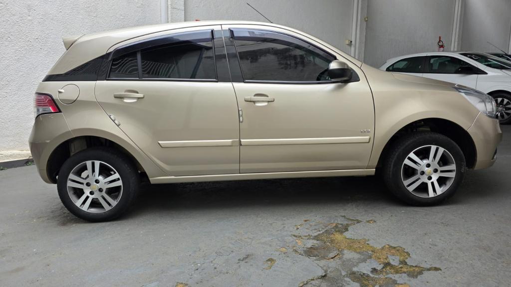 CHEVROLET Agile - Foto