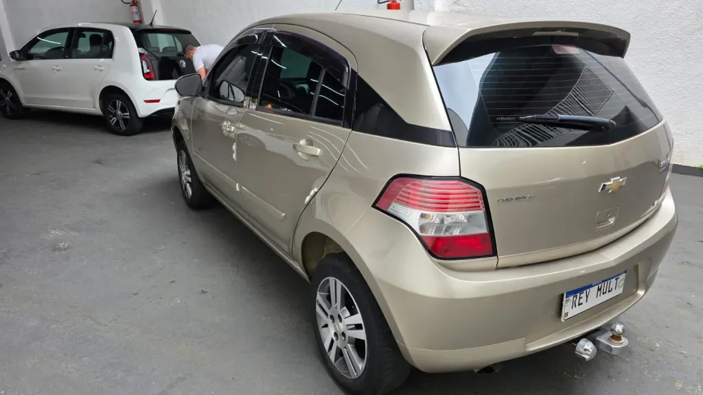 CHEVROLET Agile - Foto