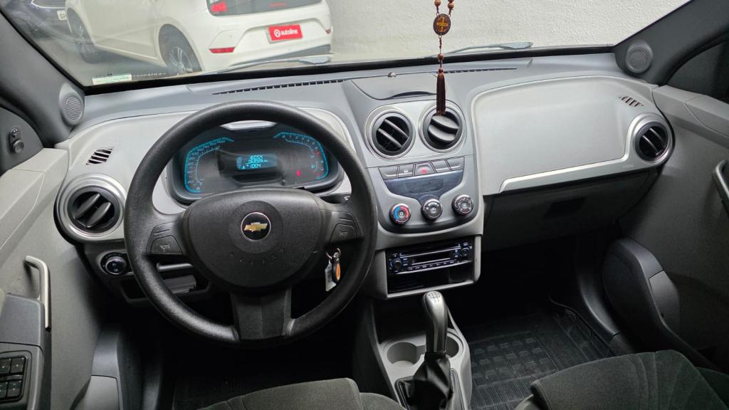 CHEVROLET Agile - Foto