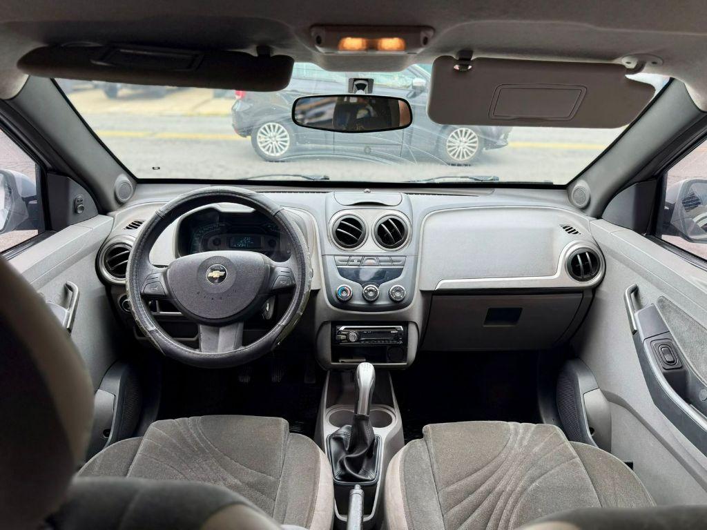 CHEVROLET Agile - Foto