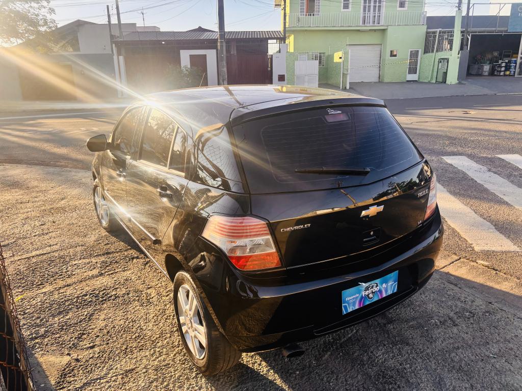 CHEVROLET Agile - Foto