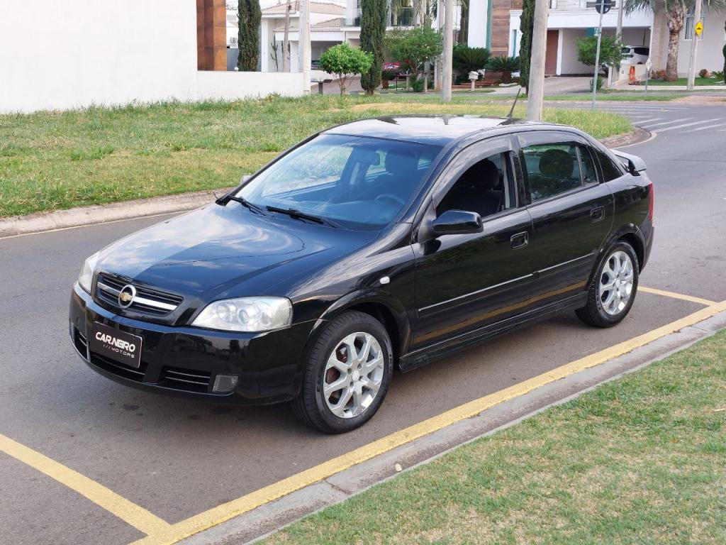 CHEVROLET Astra Hatch - Foto