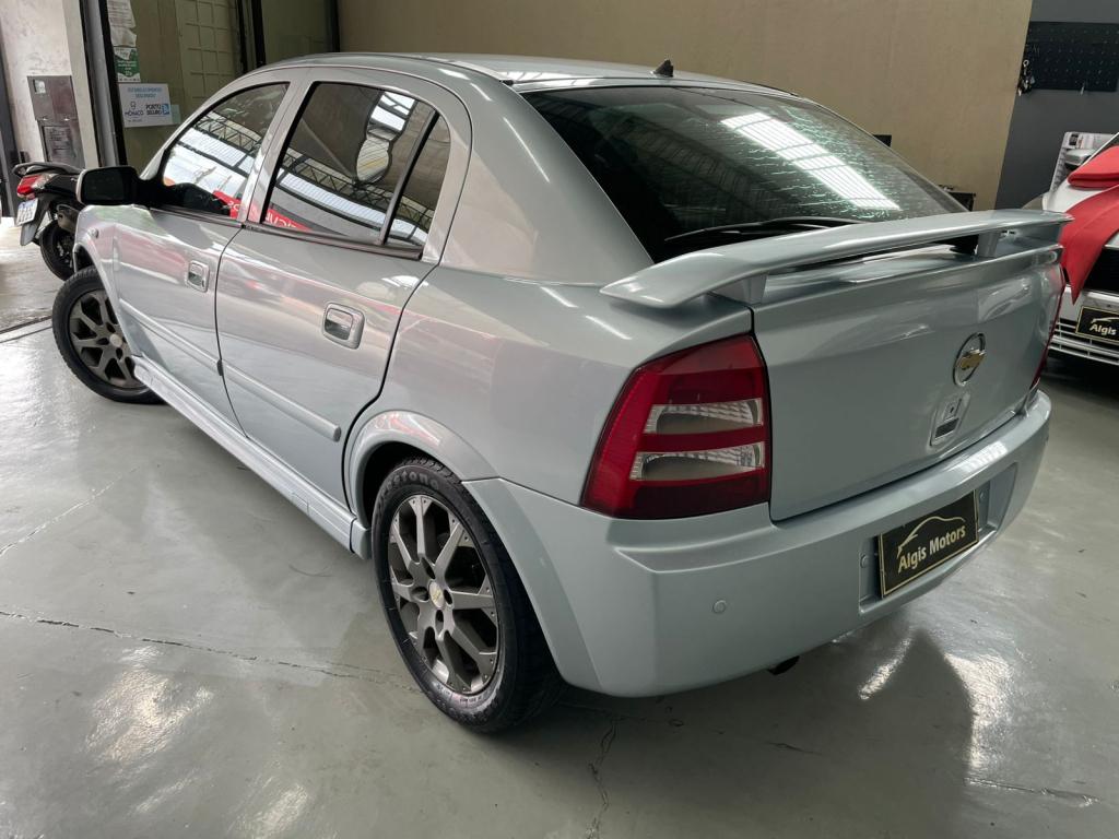 CHEVROLET Astra Hatch - Foto