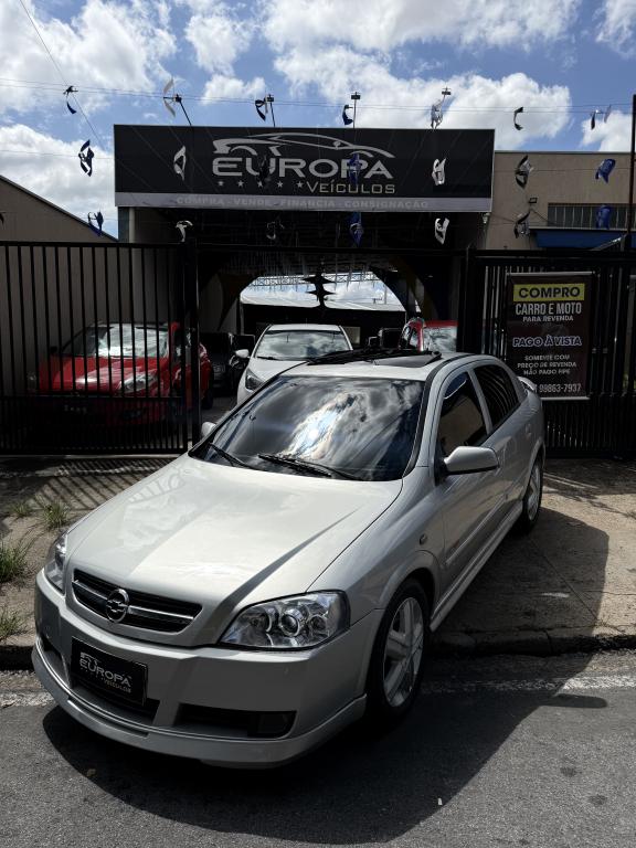 CHEVROLET Astra Hatch - Foto