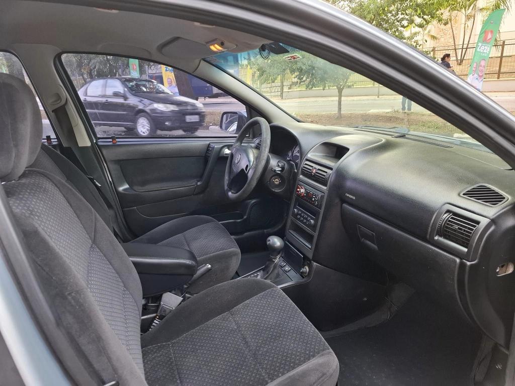 CHEVROLET Astra Sedan - Miniatura