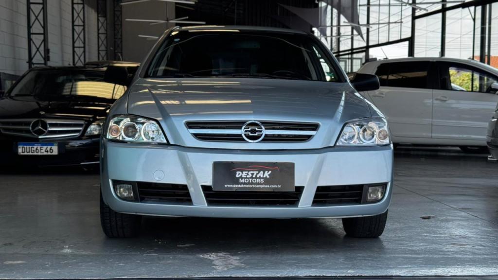 CHEVROLET Astra Sedan - Foto