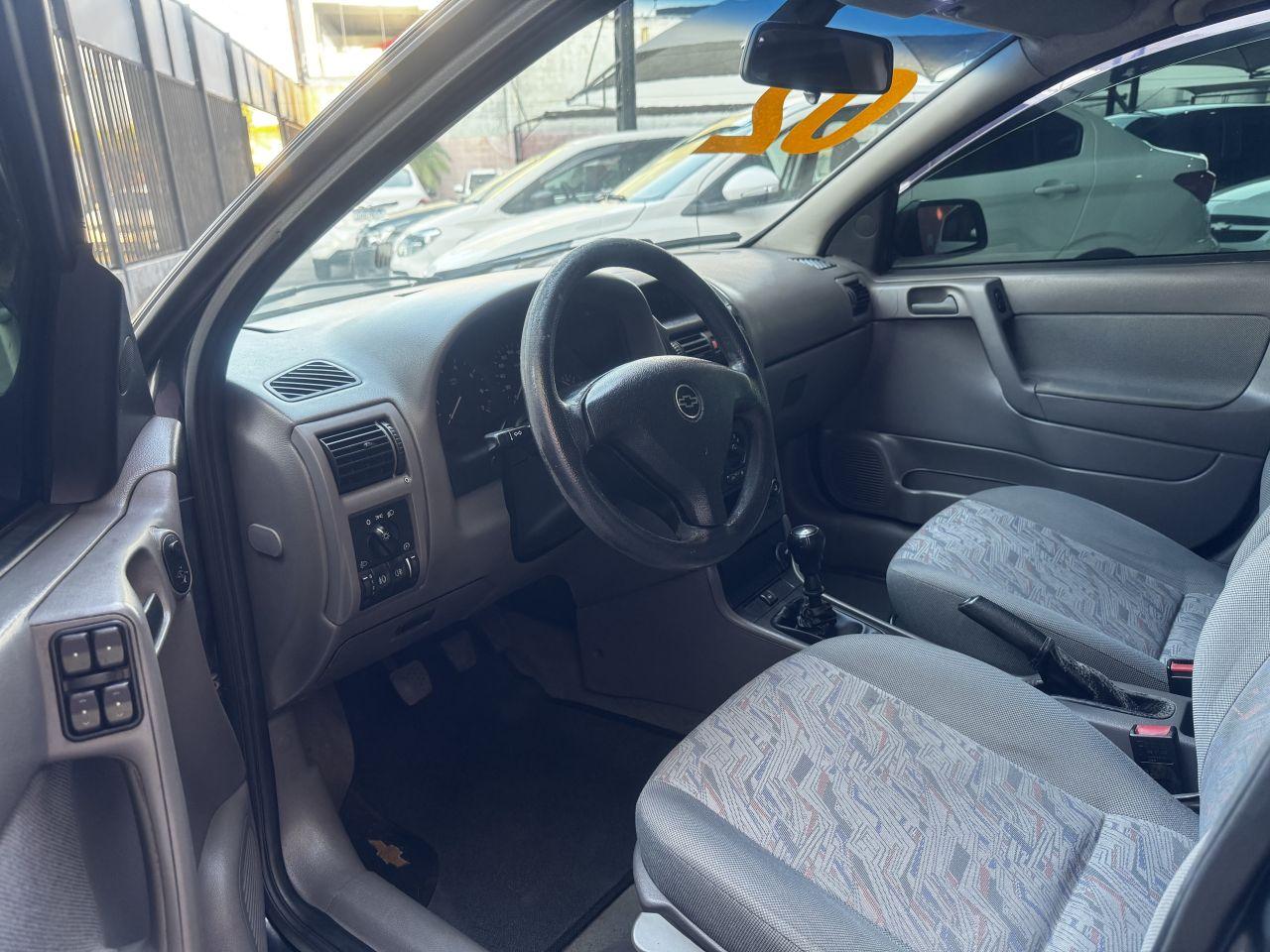CHEVROLET Astra Sedan - Foto