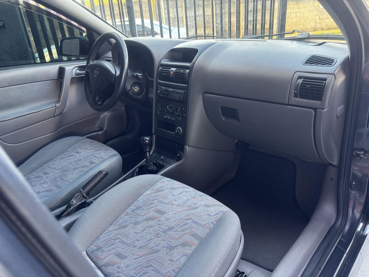 CHEVROLET Astra Sedan - Foto