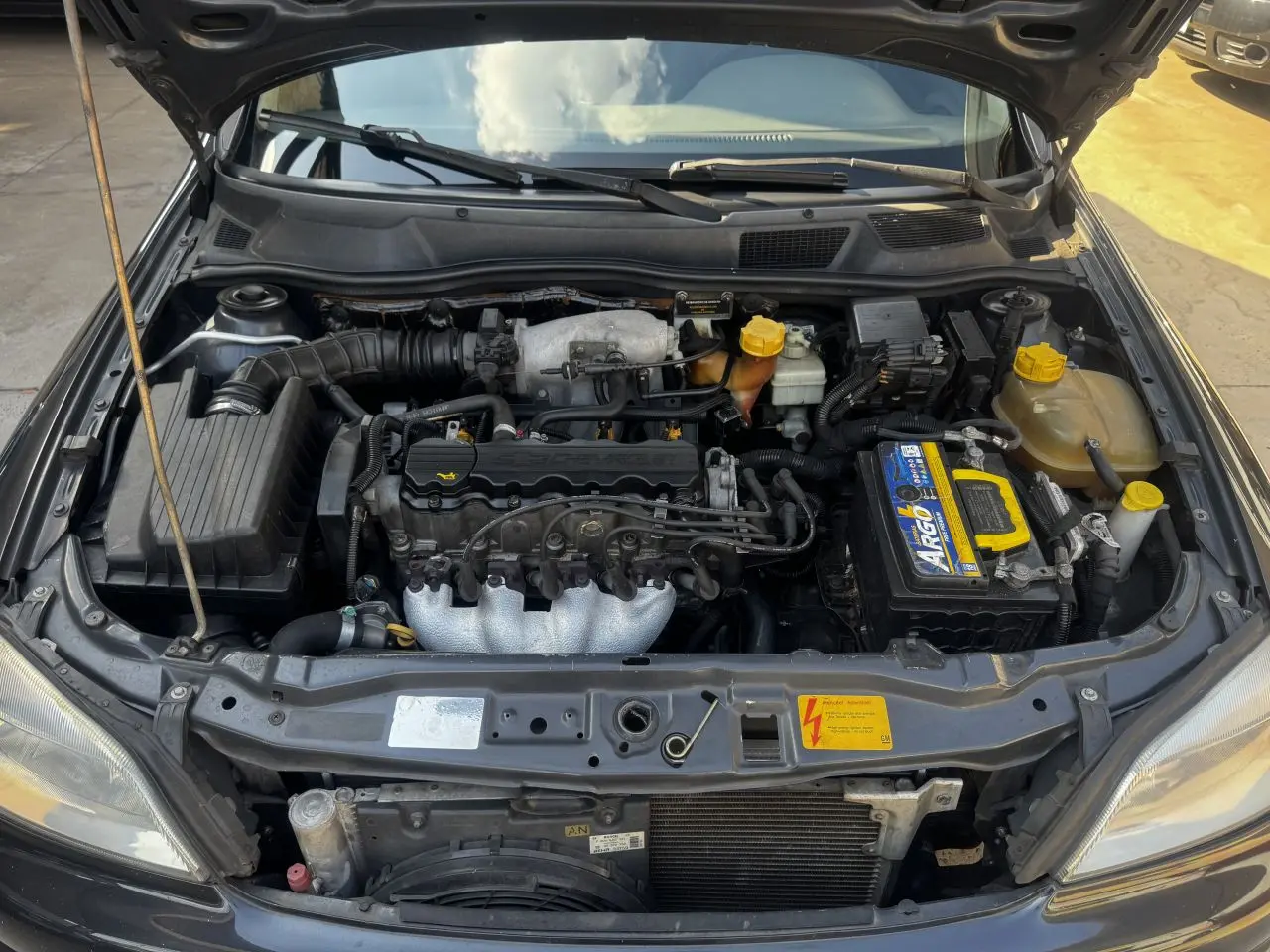 CHEVROLET Astra Sedan - Foto