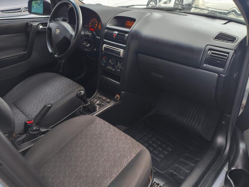 CHEVROLET Astra Sedan - Foto