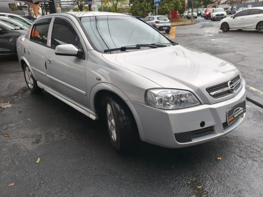 CHEVROLET Astra Sedan - Foto