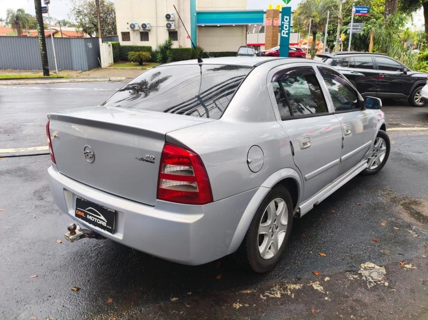 CHEVROLET Astra Sedan - Foto