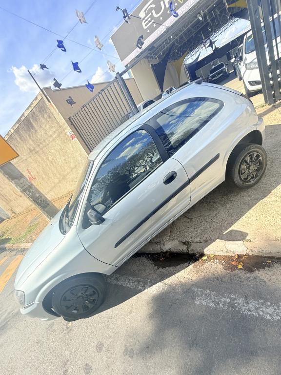 CHEVROLET Celta - Foto