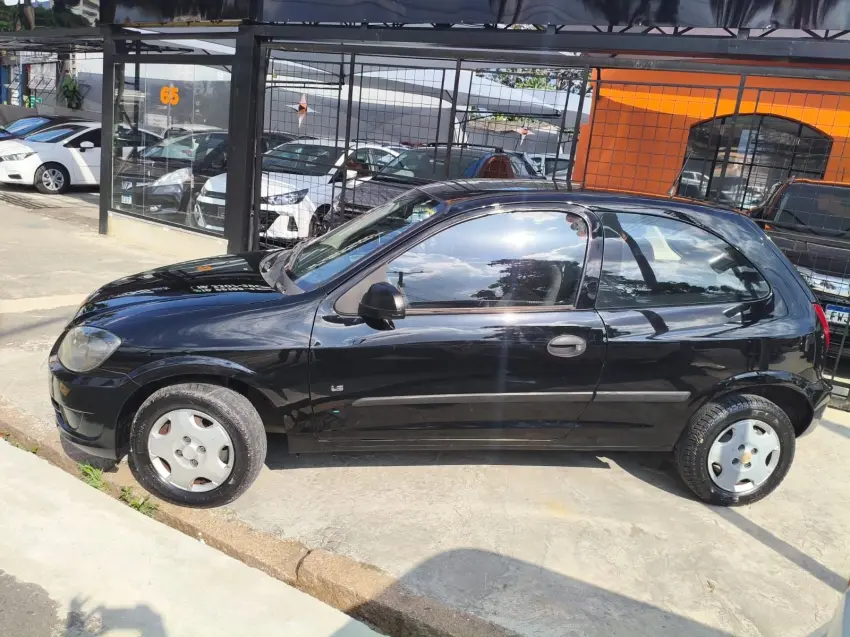 CHEVROLET Celta - Foto