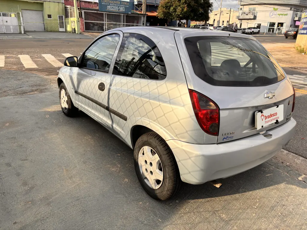 CHEVROLET Celta - Foto