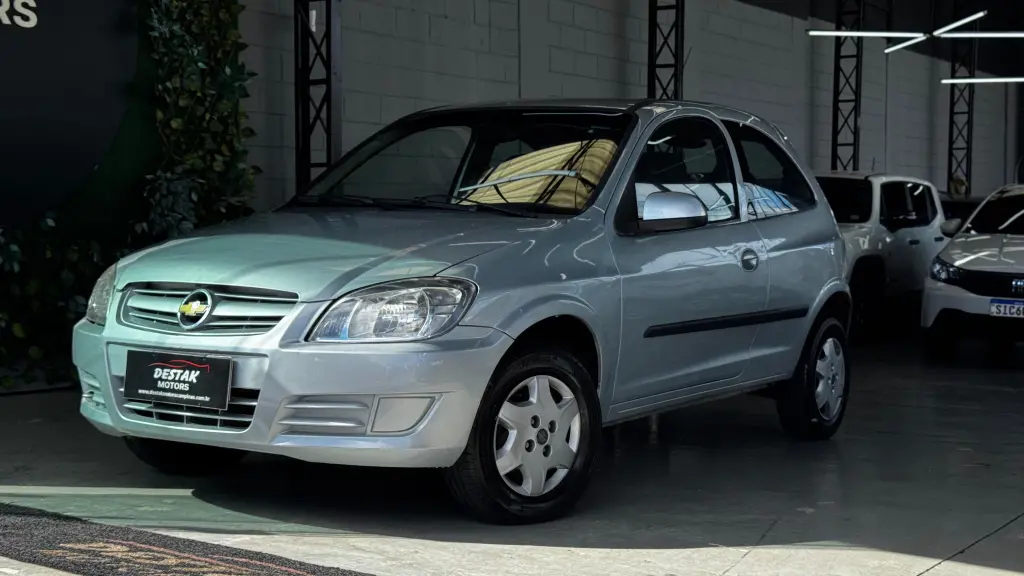 CHEVROLET Celta - Foto