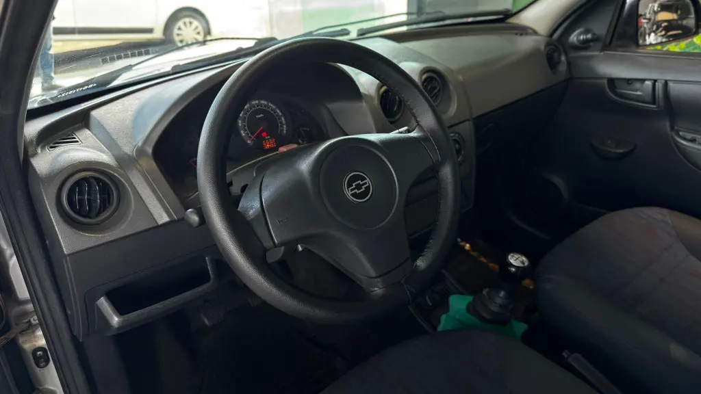 CHEVROLET Celta - Foto