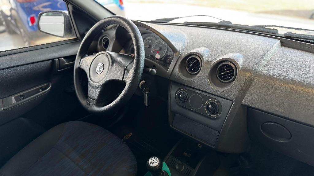 CHEVROLET Celta - Foto