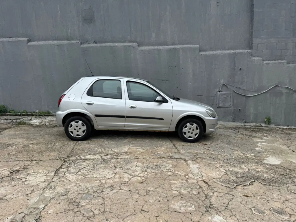 CHEVROLET Celta - Foto