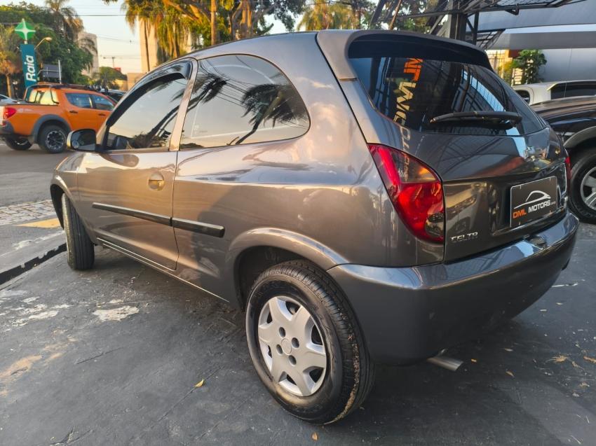 CHEVROLET Celta - Foto