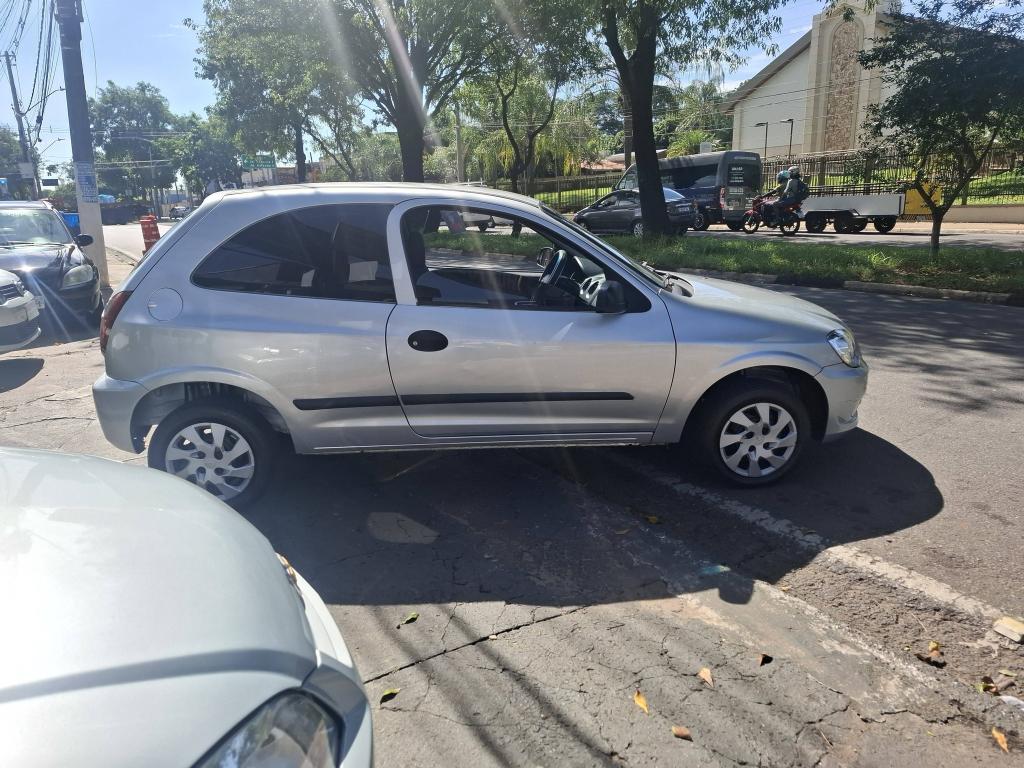 CHEVROLET Celta - Foto