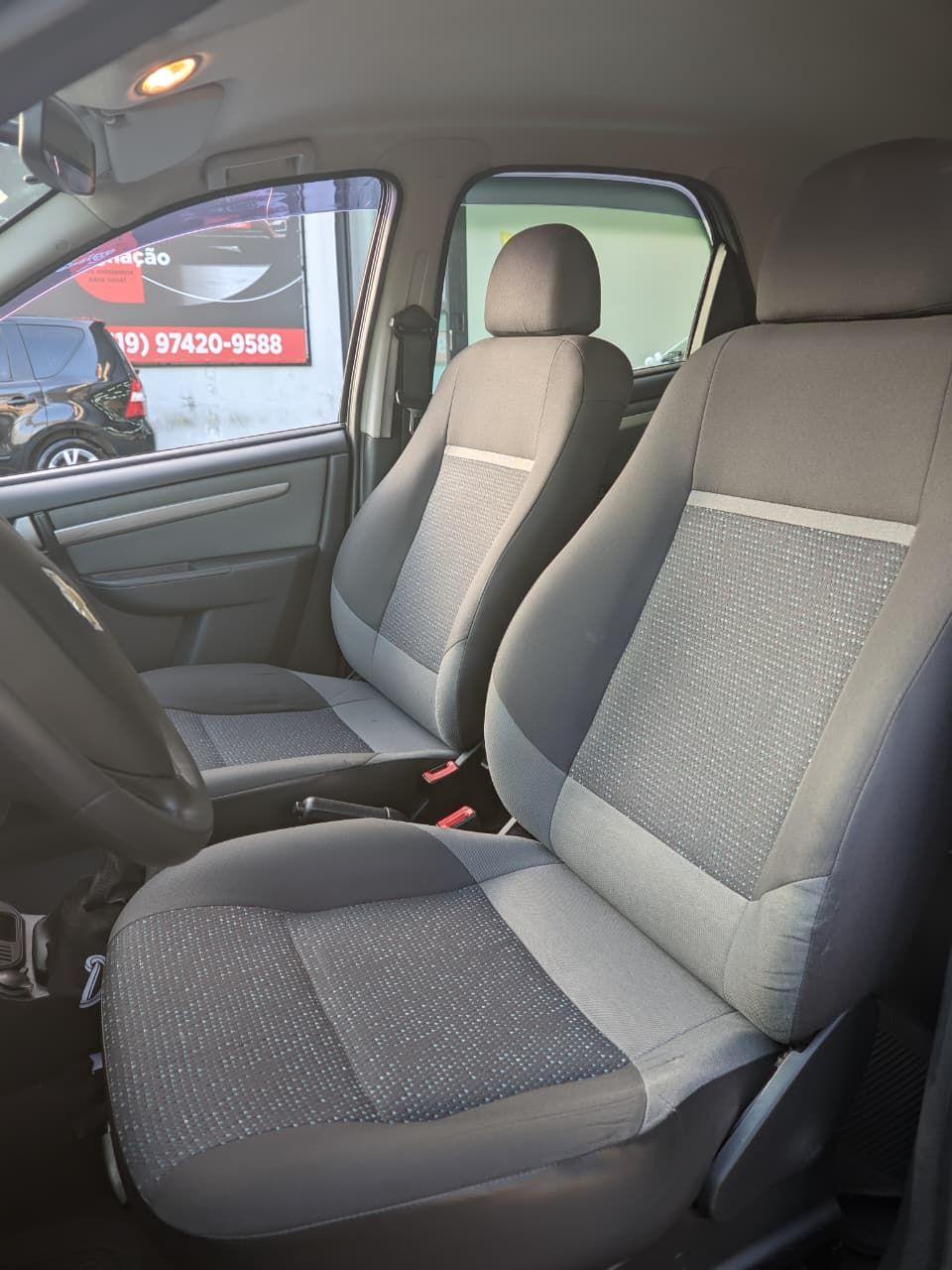 CHEVROLET Celta - Foto