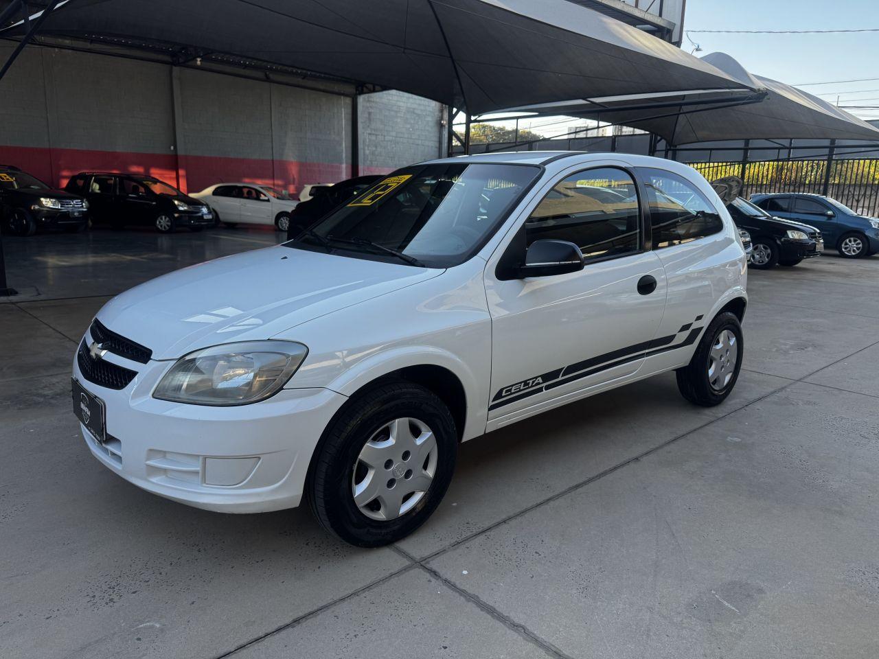 CHEVROLET Celta - Foto