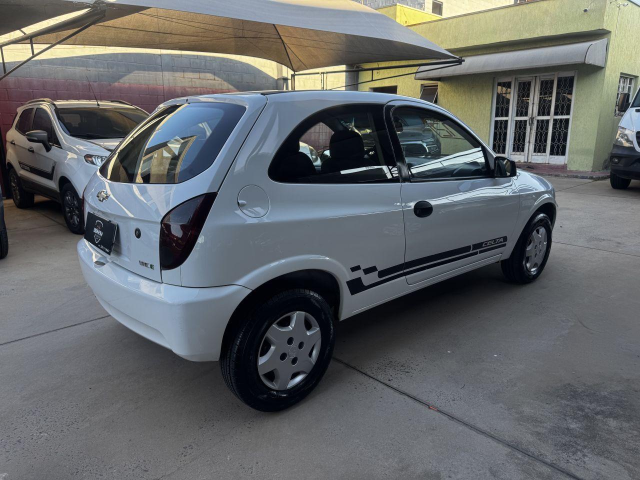 CHEVROLET Celta - Foto