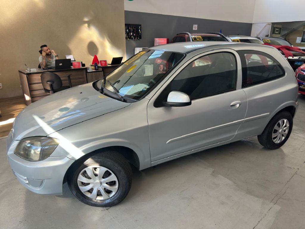 CHEVROLET Celta - Foto