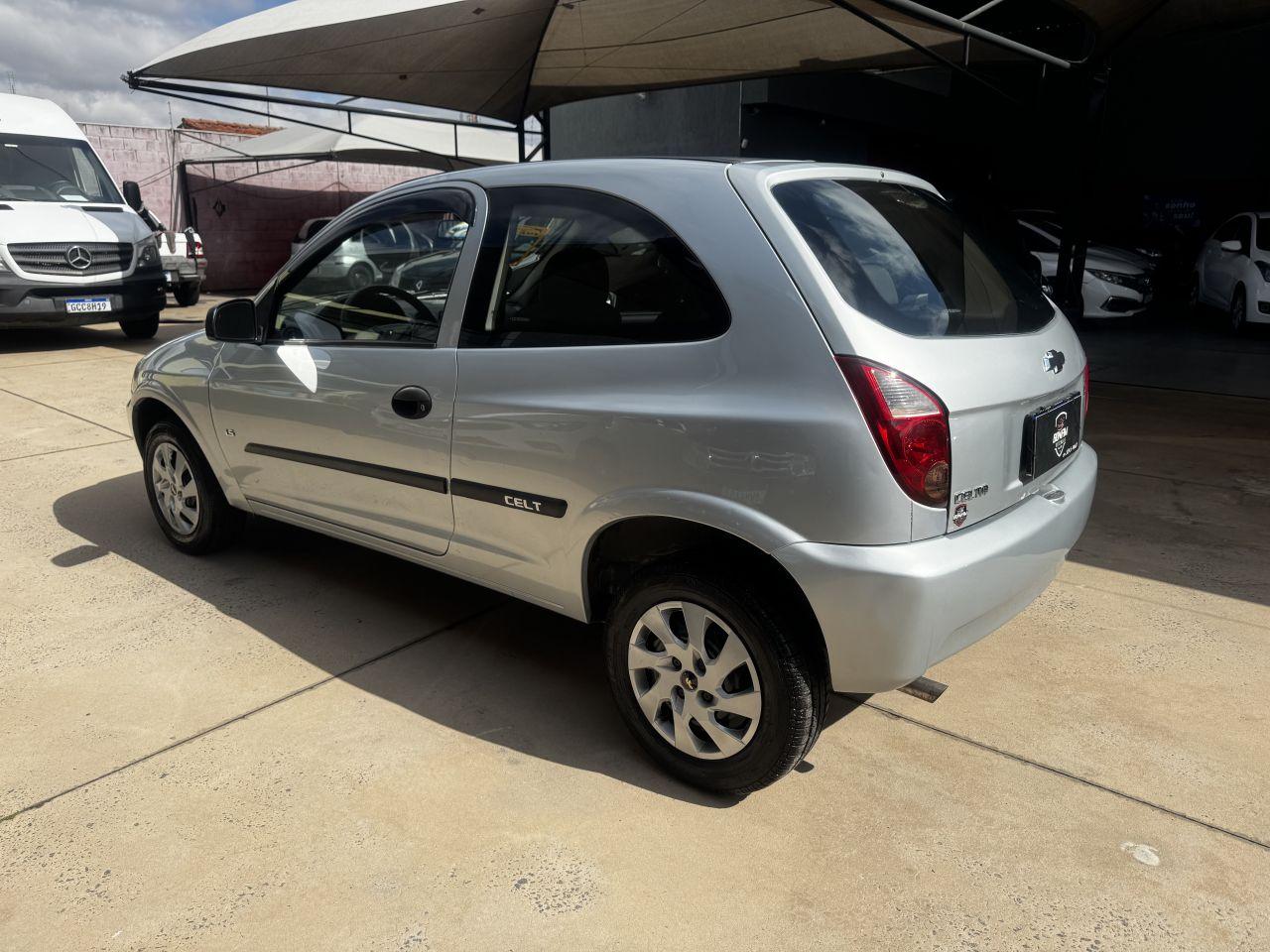 CHEVROLET Celta - Foto